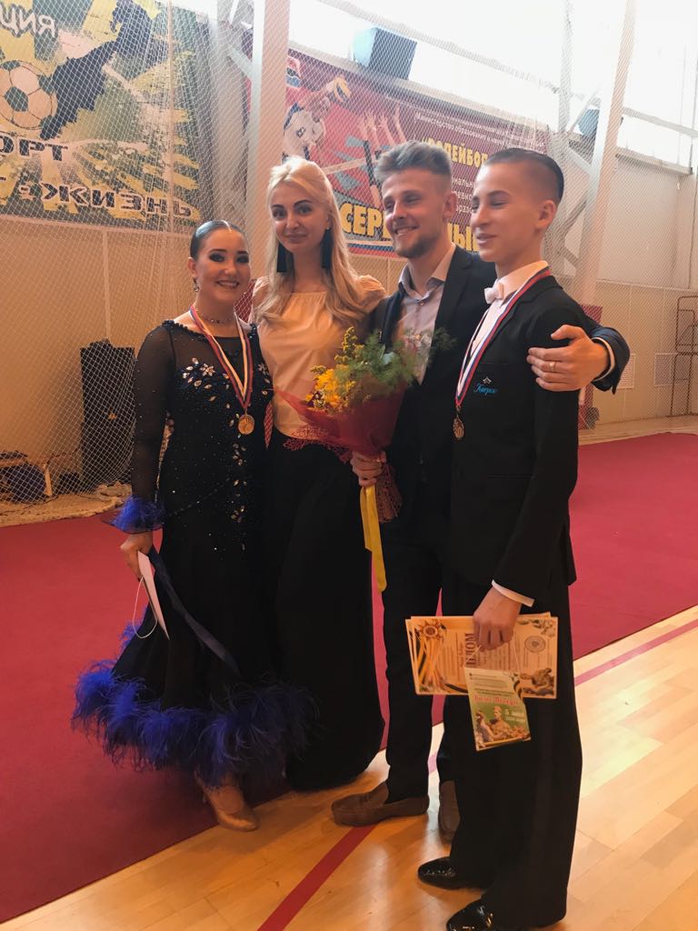 5 мая в ФОК Звездный прошел ежегодный краевой конкурс по спортивным бальным танцам «Вальс победы».
