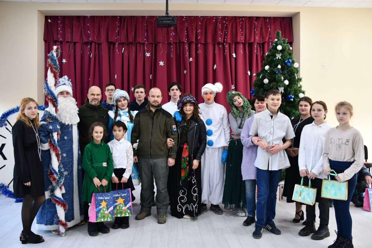 Мечты юных жителей города Светлодарска исполнились в рамках благотворительной акции «Елка желаний